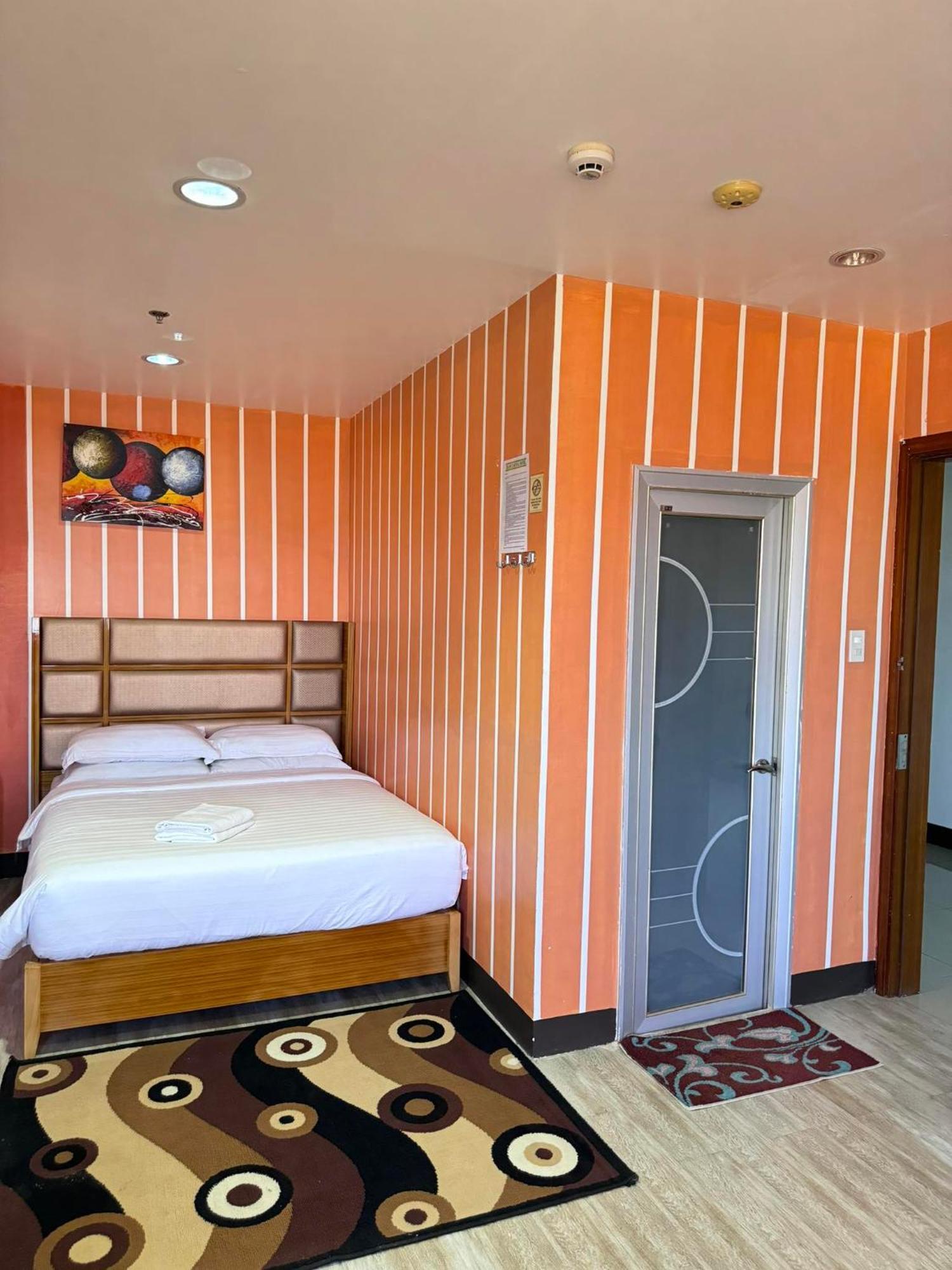 Jeamco Royal Hotel-Palawan Puerto Princesa Dış mekan fotoğraf