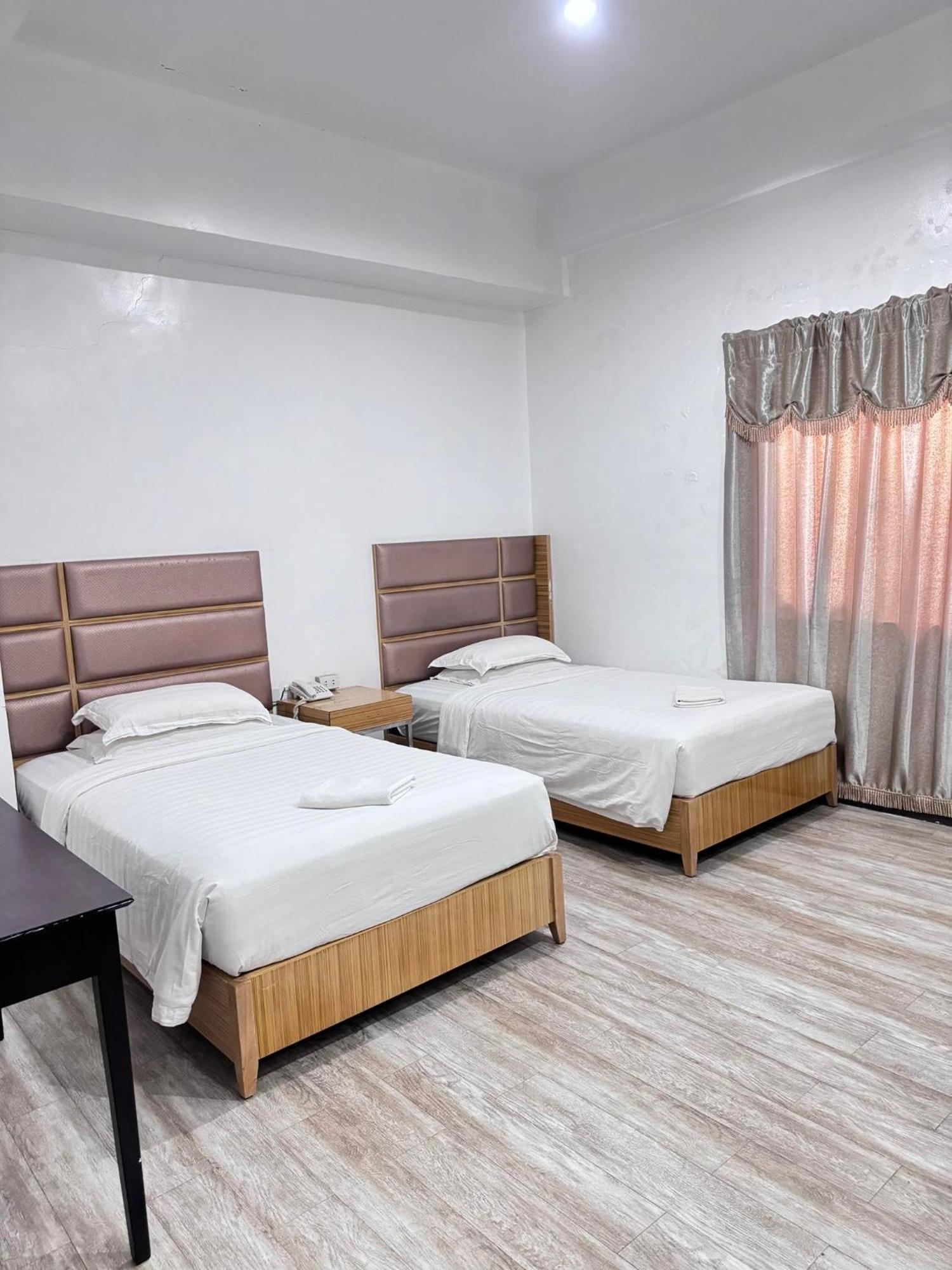 Jeamco Royal Hotel-Palawan Puerto Princesa Dış mekan fotoğraf
